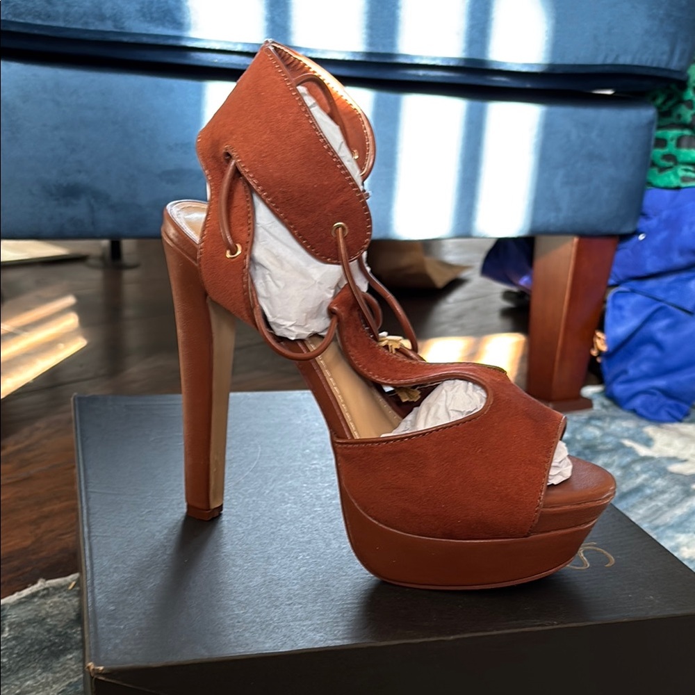 Elegant Brown Platform Heels